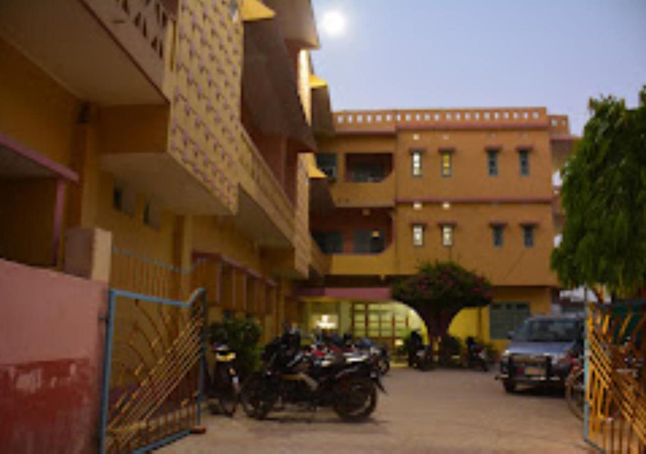 Vijieya Hotel Bihar Saharsa Exterior foto