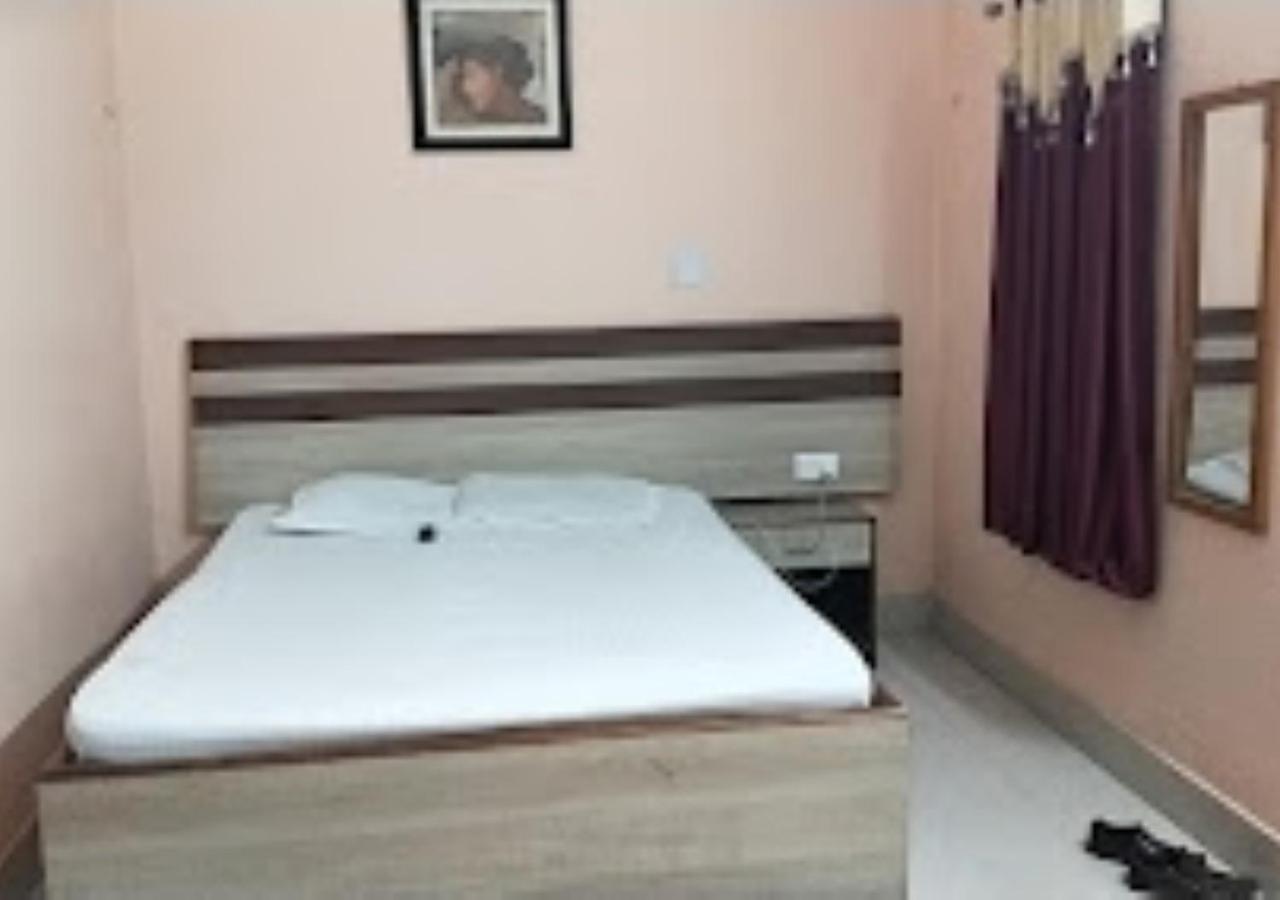 Vijieya Hotel Bihar Saharsa Exterior foto